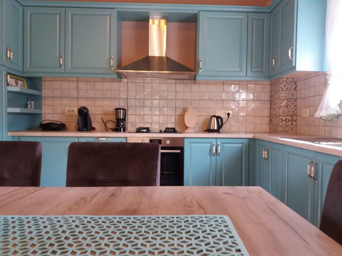Villa Liberta Keri Ngoại thất bức ảnh