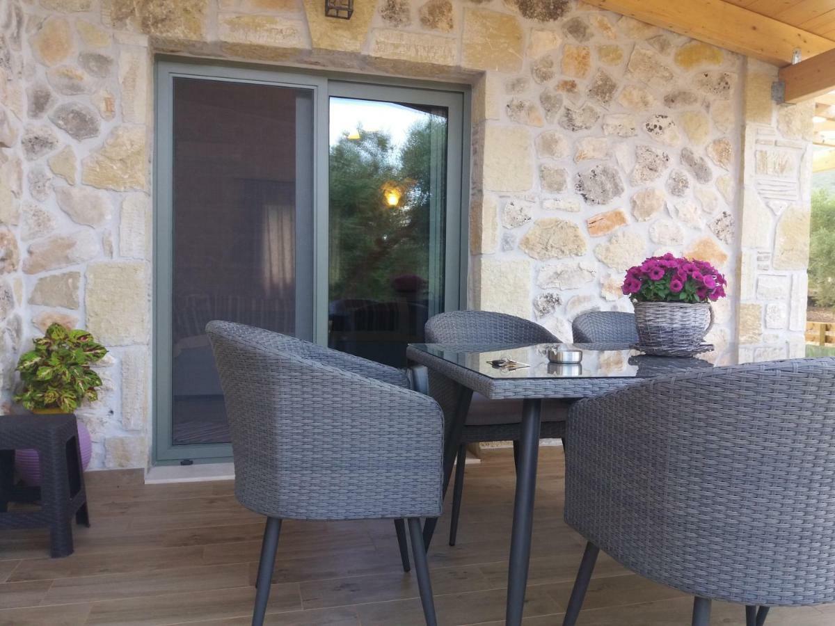Villa Liberta Keri Ngoại thất bức ảnh