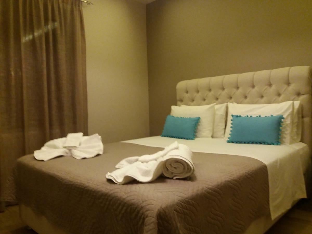 Villa Liberta Keri Ngoại thất bức ảnh